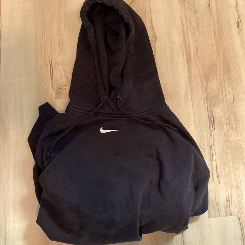 Black Nike hoodie